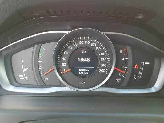 Volvo  D4 AWD Kinetic