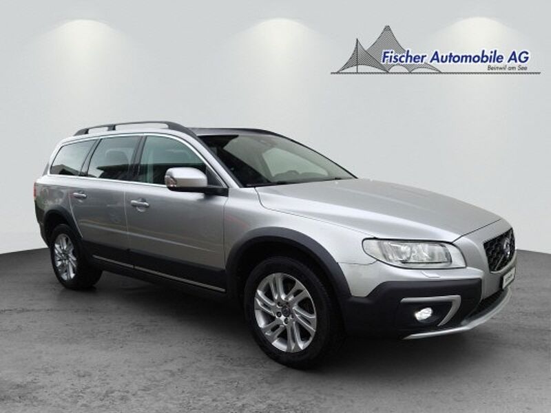 Volvo  D5 AWD Momentum